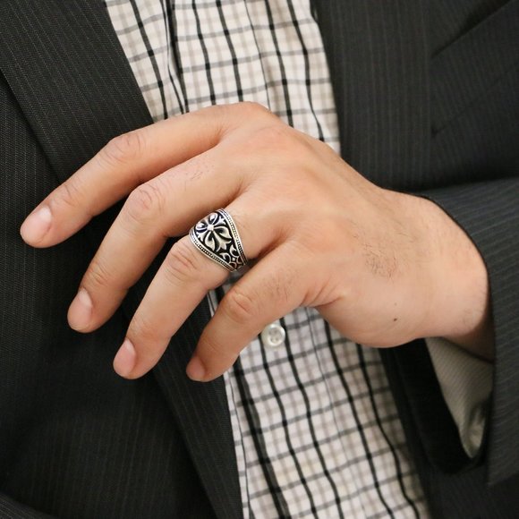 925 Sterling Silver Men's Rings Decorated Signet - Picture 4 of 8